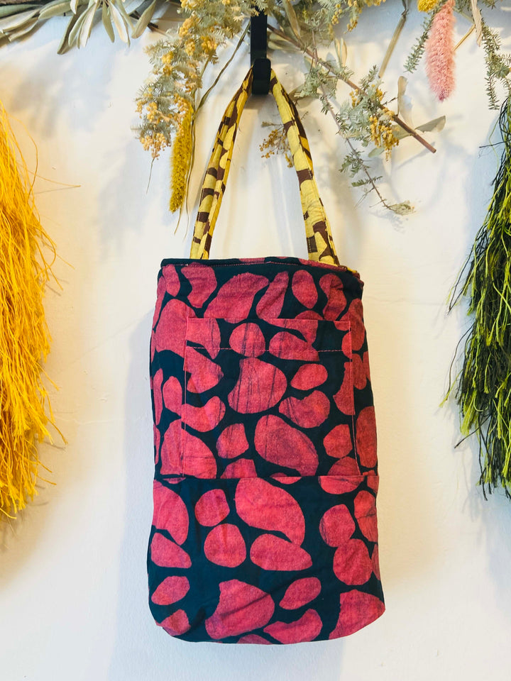 Cafe, Reversible padded mini tote