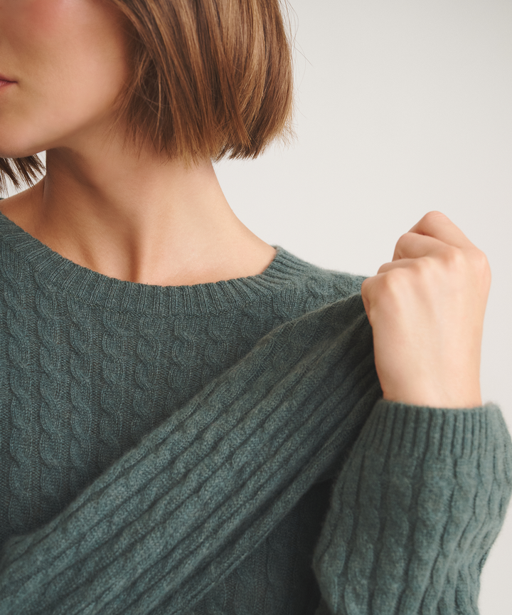 Basic Cashmere Cable Knit Crewneck Sweater