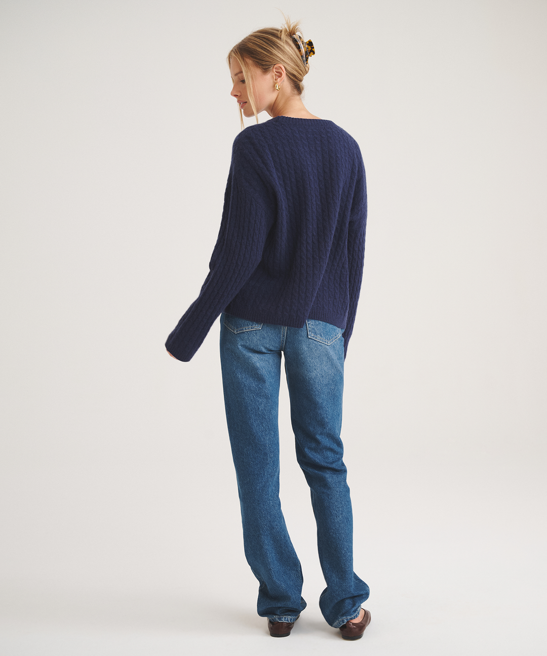Basic Cashmere Cable Knit Crewneck Sweater