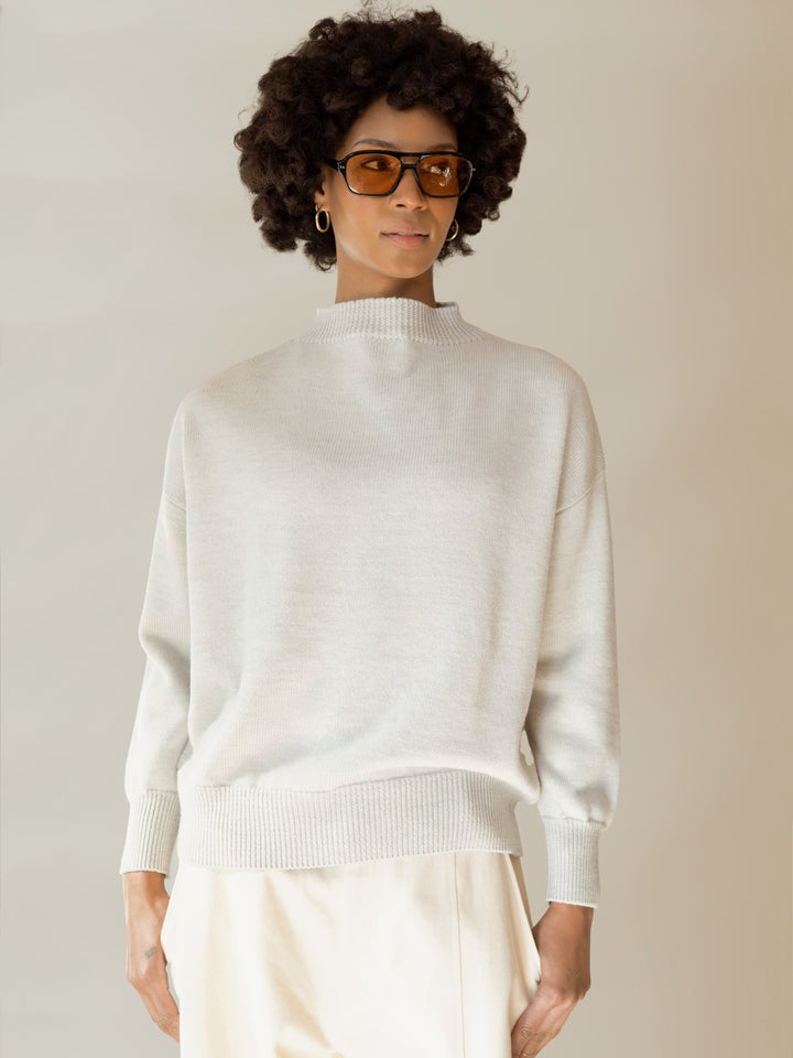 Miriam, Funnel neck sweater