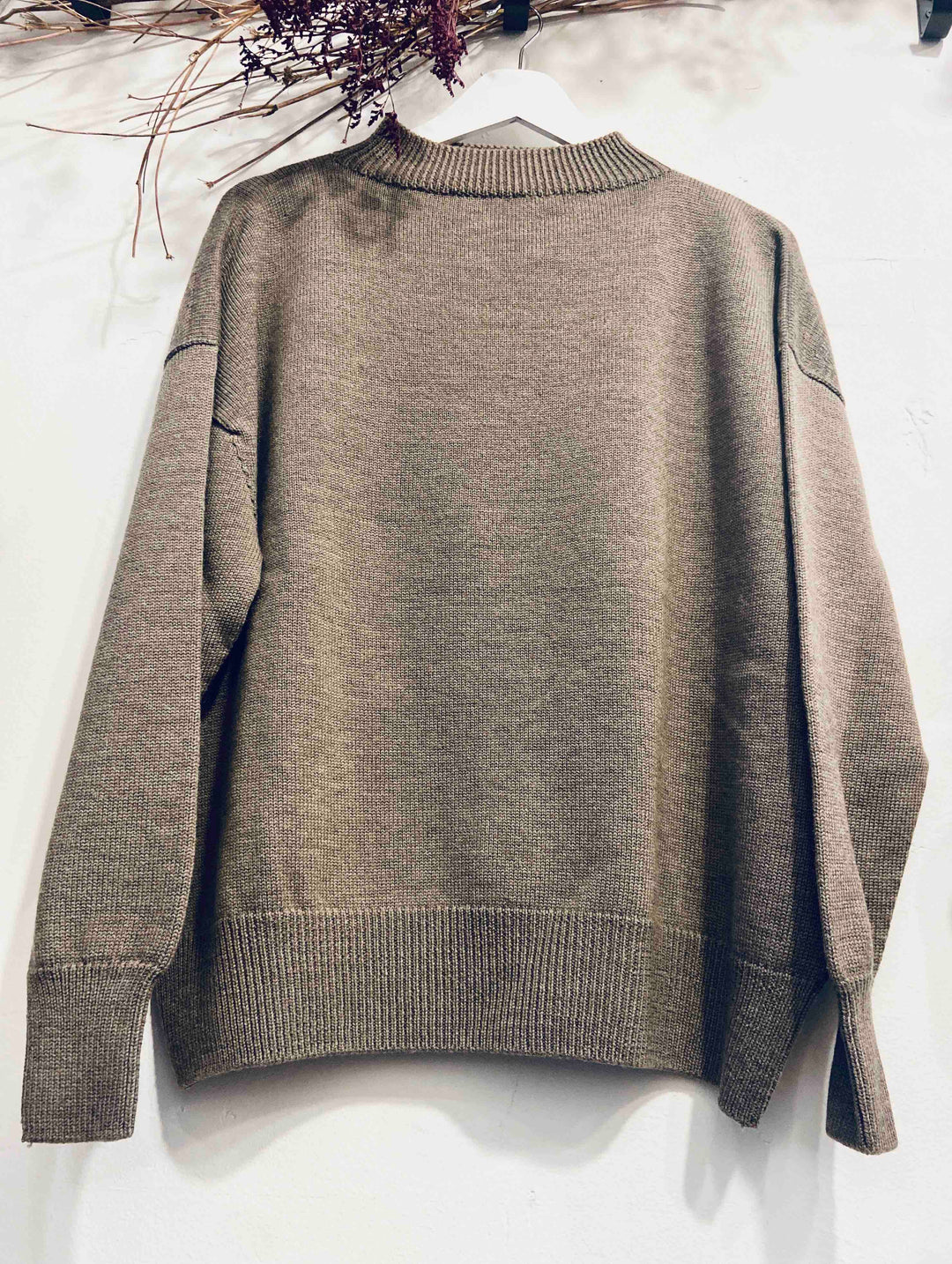 Miriam, Funnel neck sweater