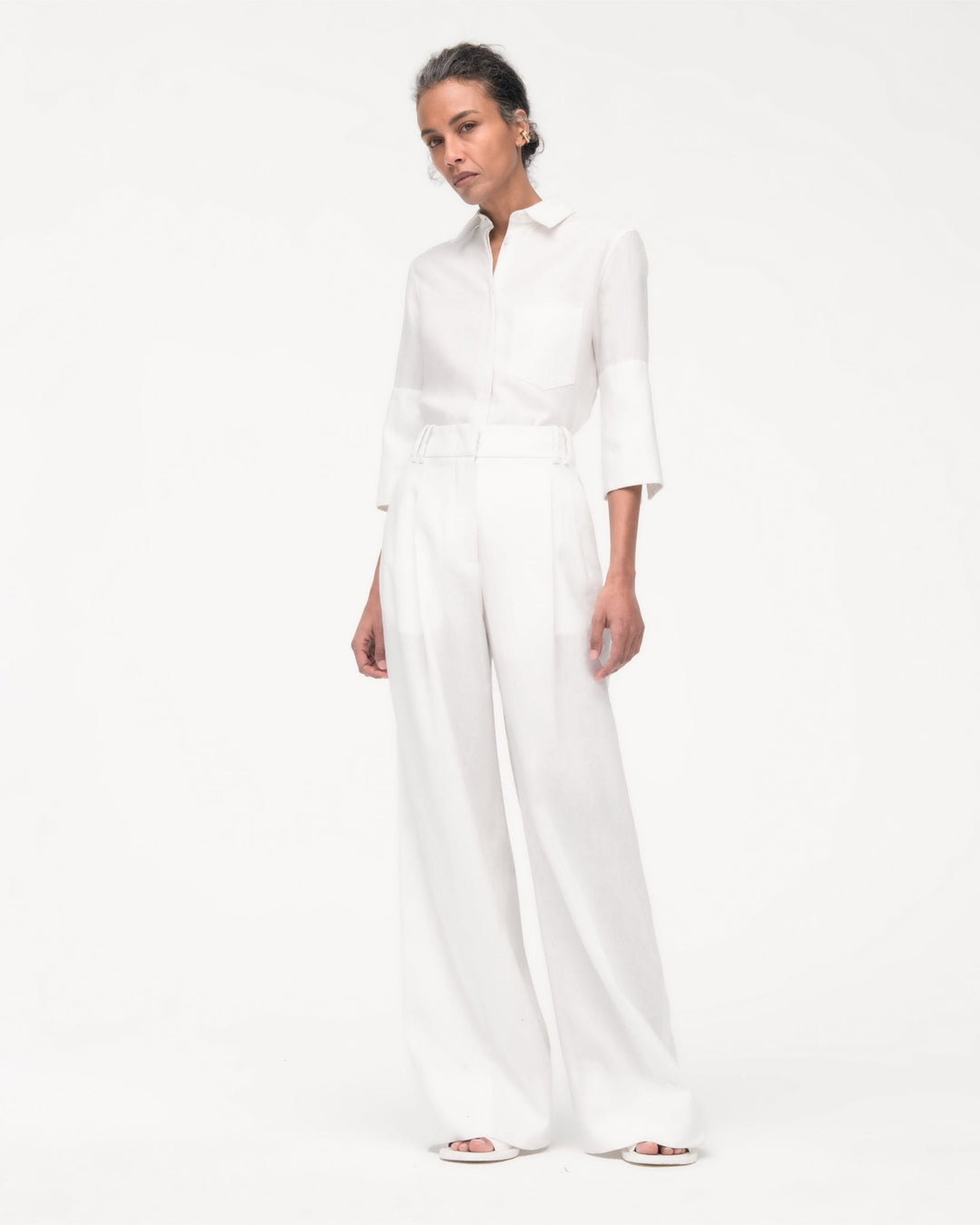 Linen Pleated Trouser