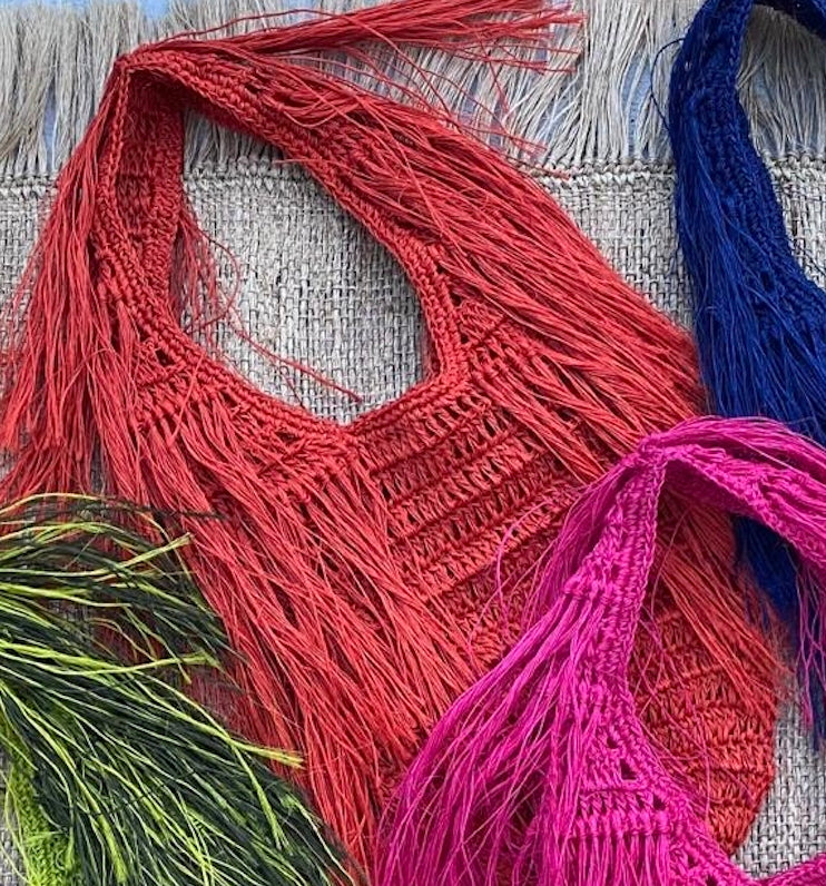 Fishtail bag