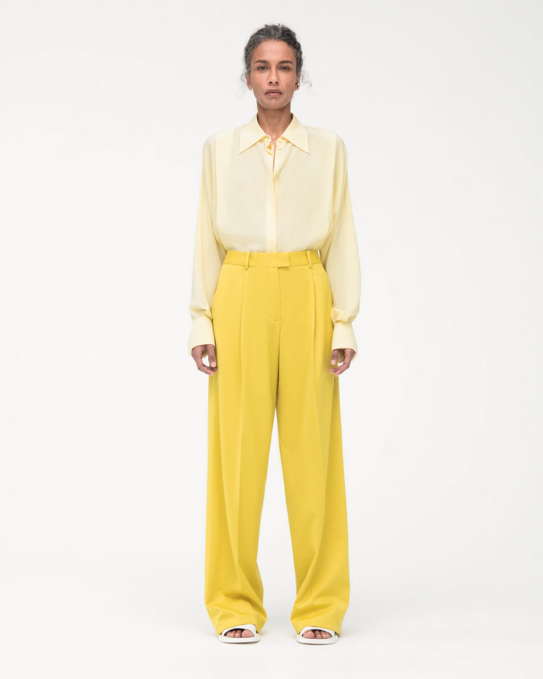 Relaxed Wide Leg Pant
