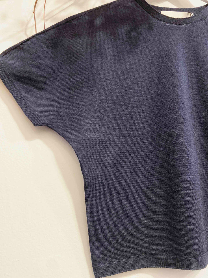 Samra, crewneck top