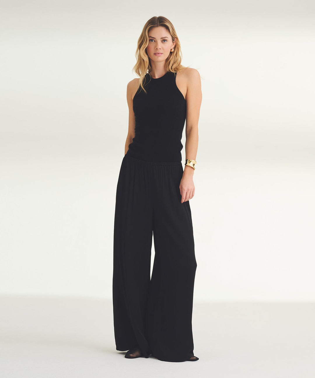 The Weightless Pant