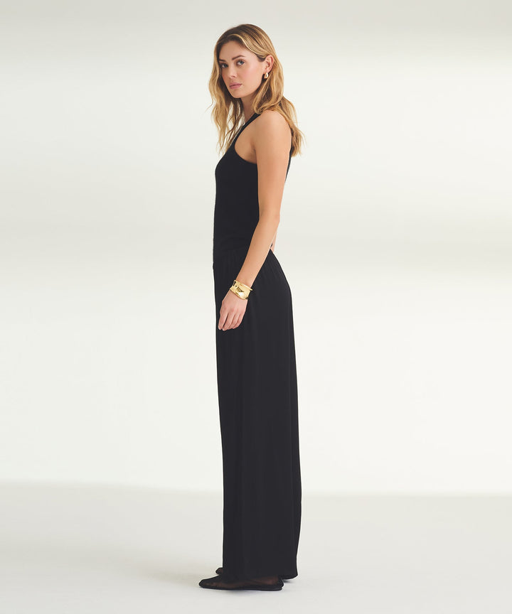 The Weightless Pant