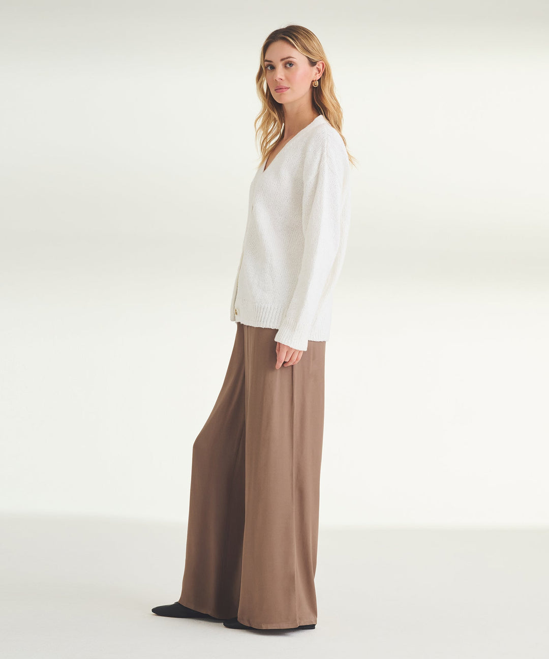 The Weightless Pant