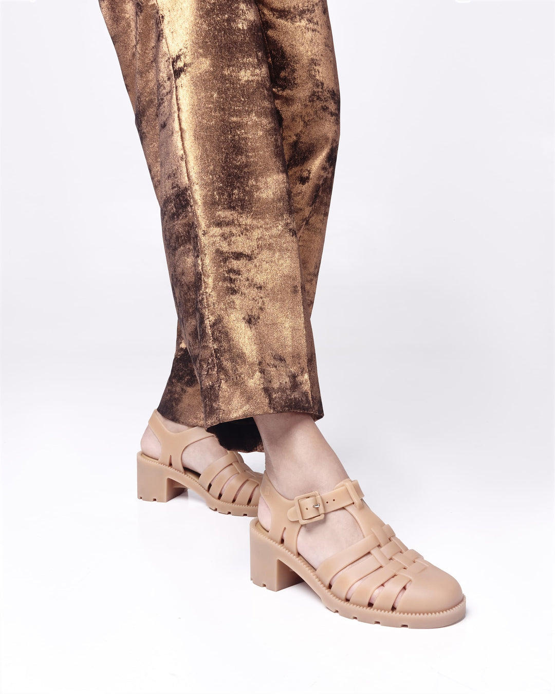 Possession Heel