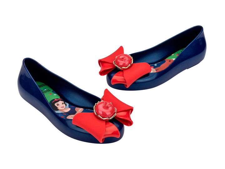 Sweet Love Snow White