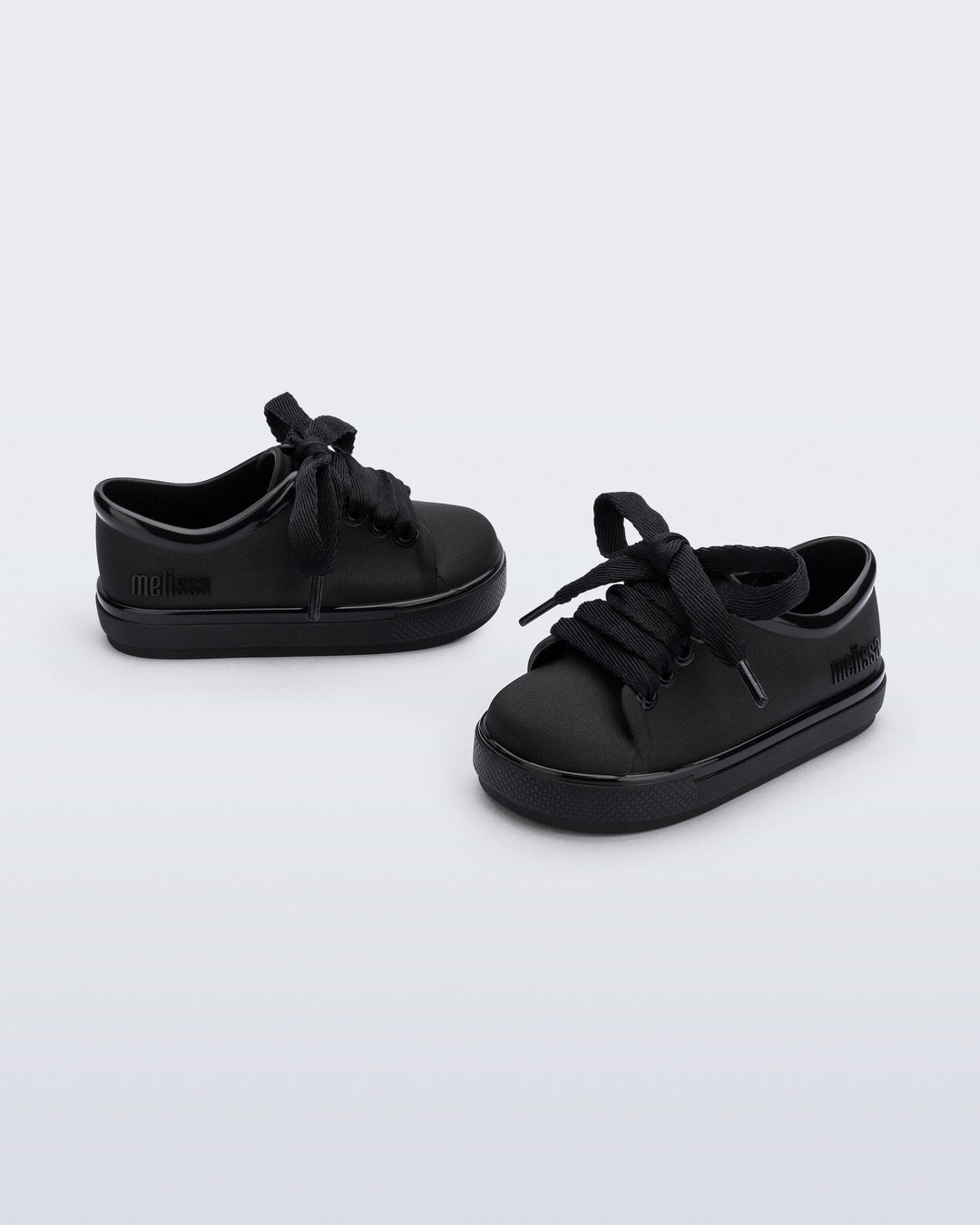 Hip Sneaker