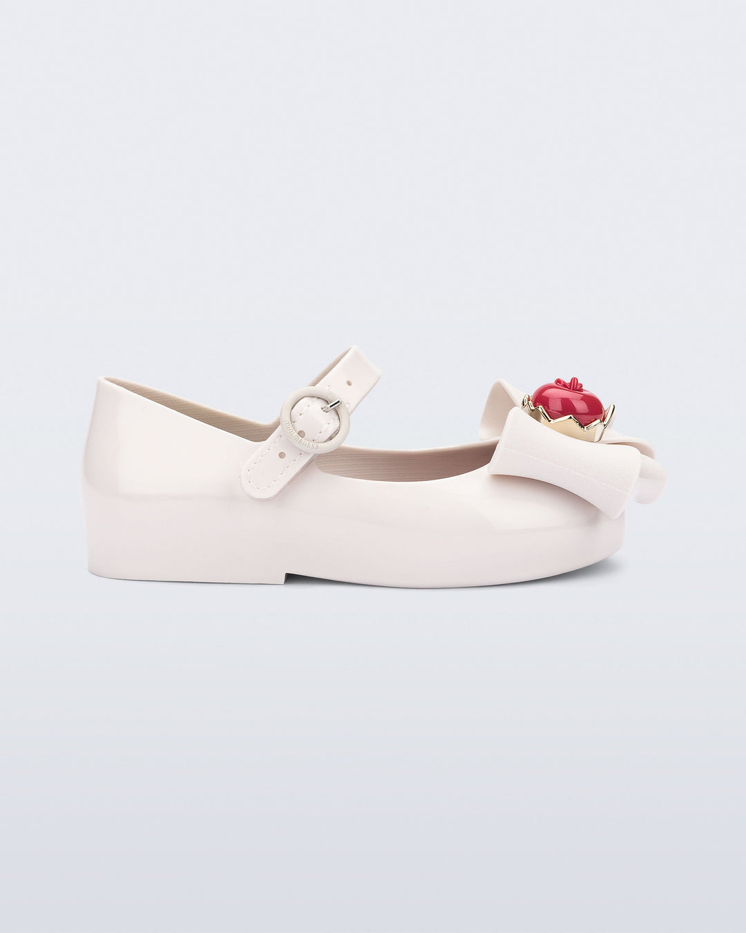 Sweet Love Snow White