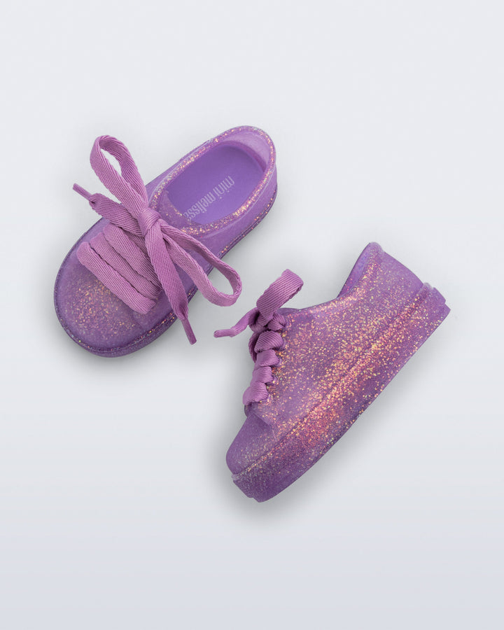 Hip Sneaker