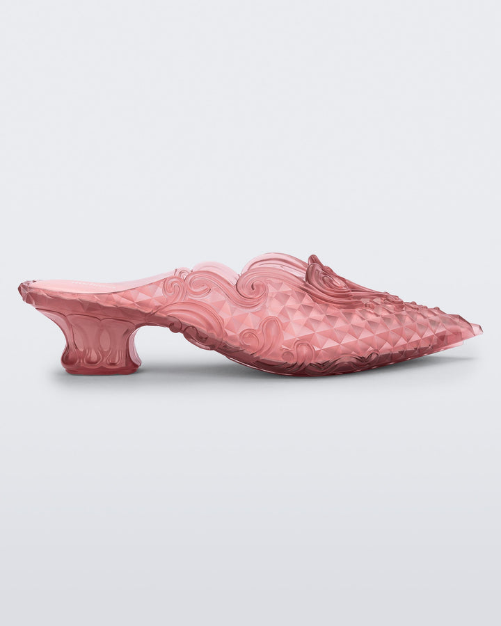 Court Shoe