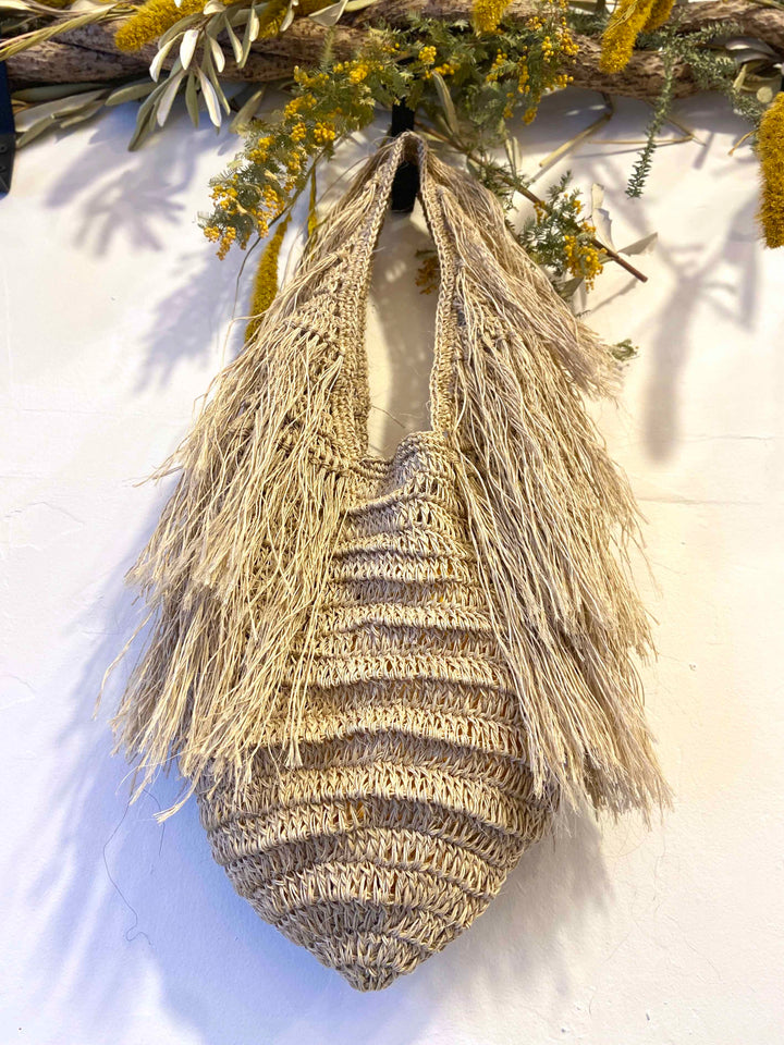 Fishtail bag