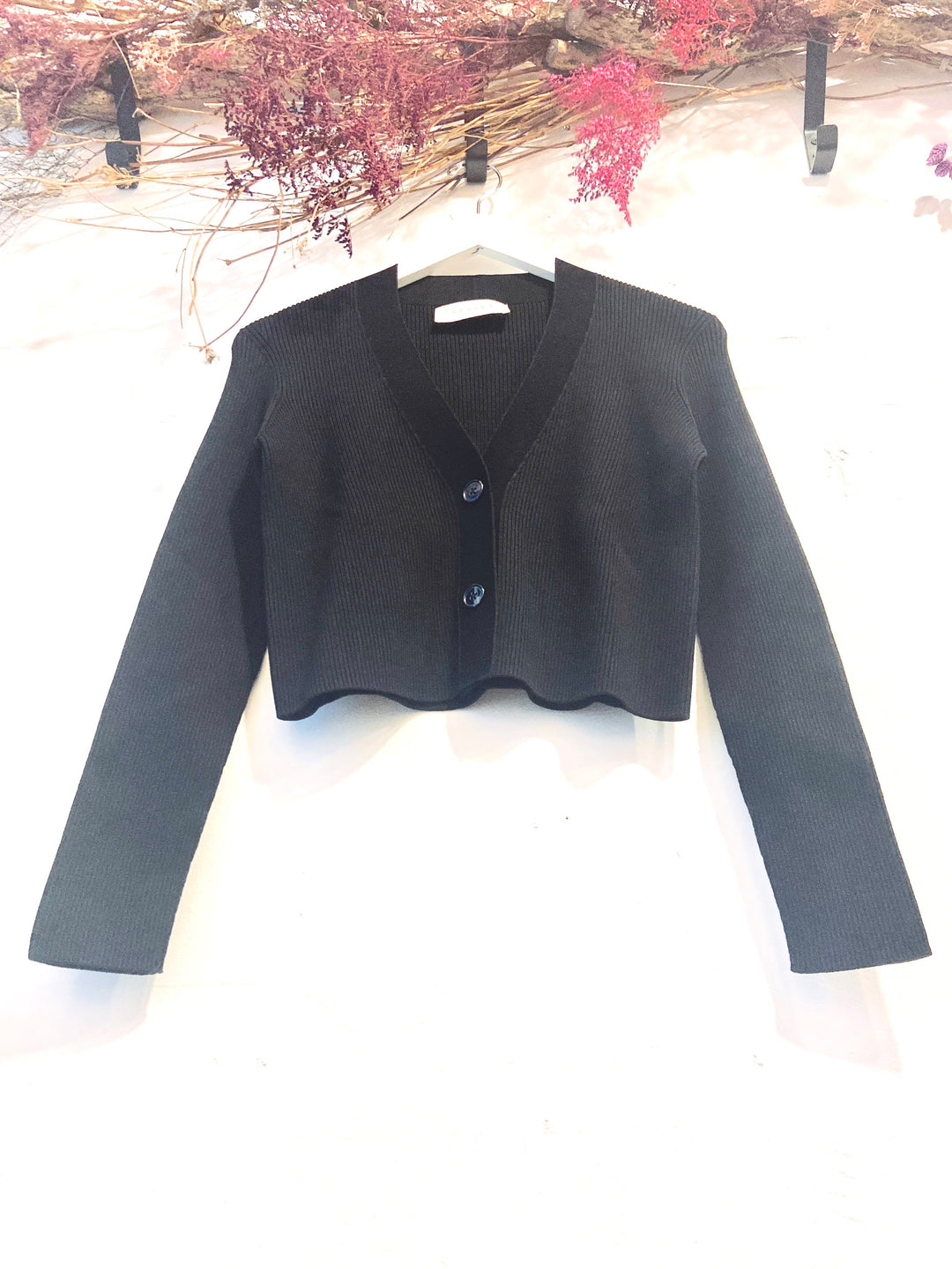 Konjit, cropped rib cardigan